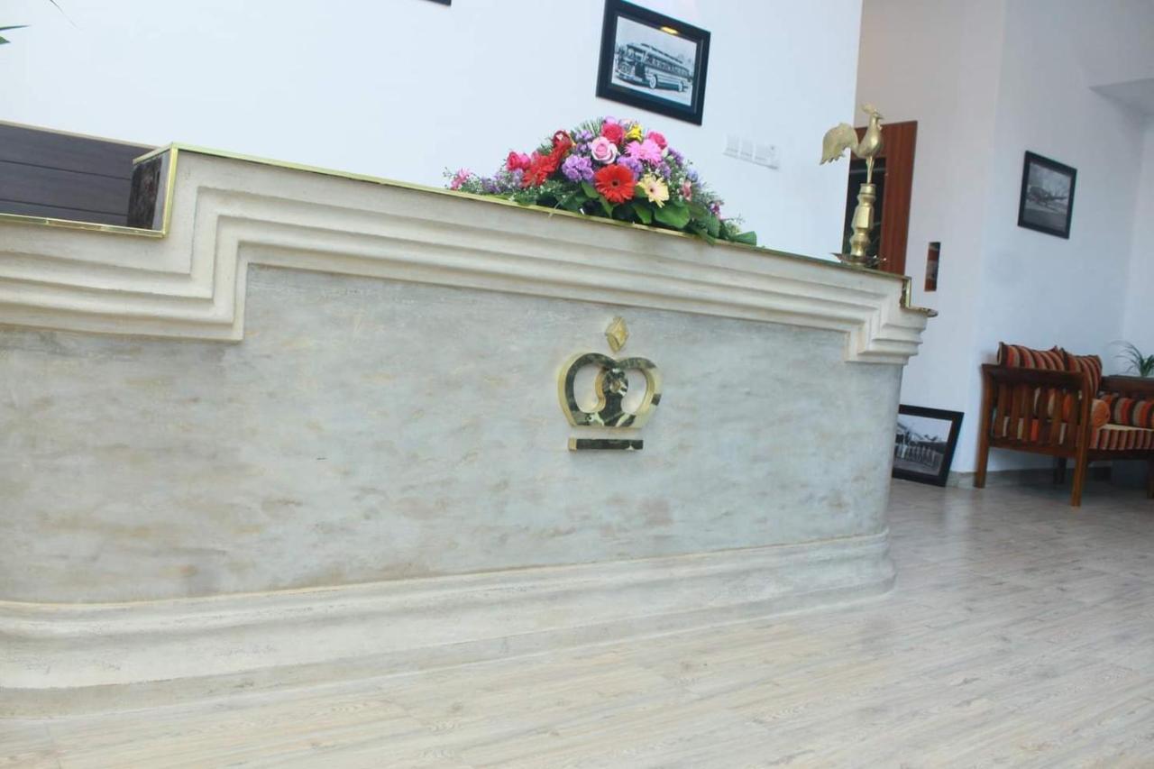 Kings Gate Airport Transit Hotel Katunayaka Bagian luar foto