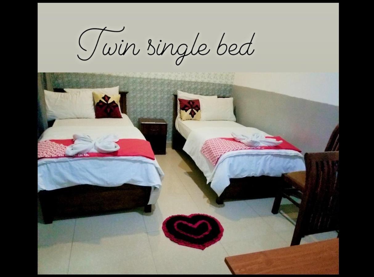 Kings Gate Airport Transit Hotel Katunayaka Bagian luar foto
