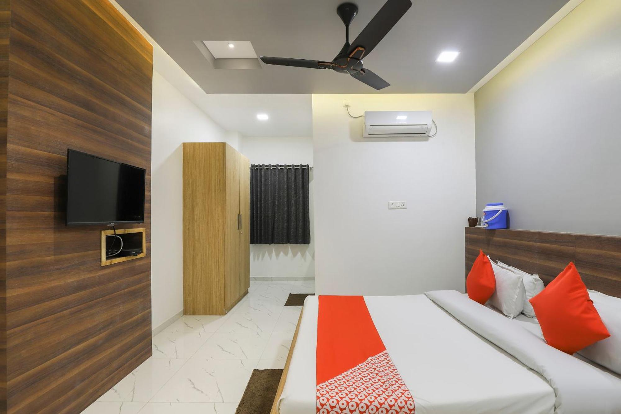 Kings Gate Airport Transit Hotel Katunayaka Bagian luar foto