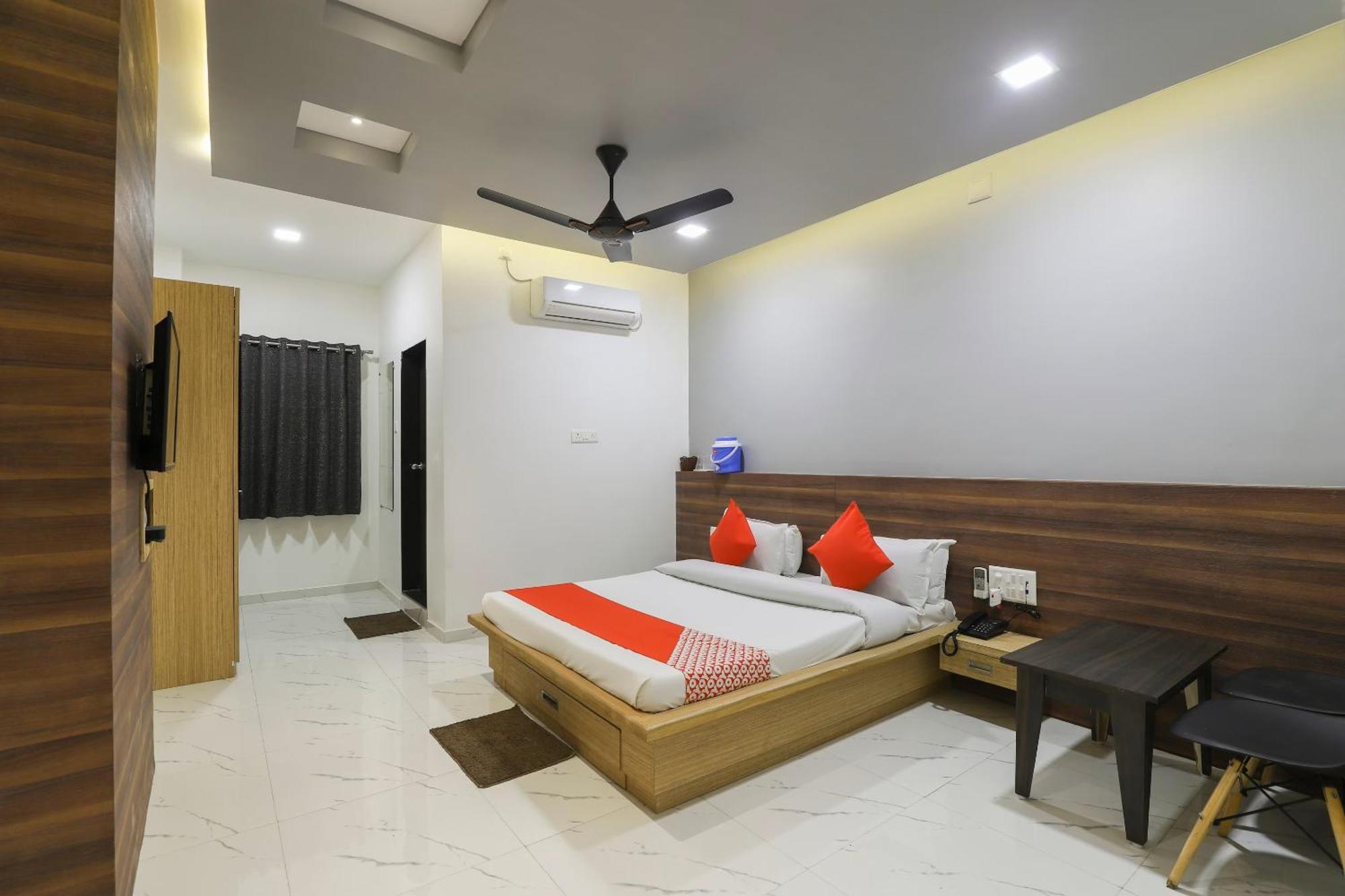 Kings Gate Airport Transit Hotel Katunayaka Bagian luar foto